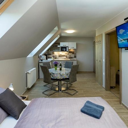 Star Apartman Eger Exterior foto