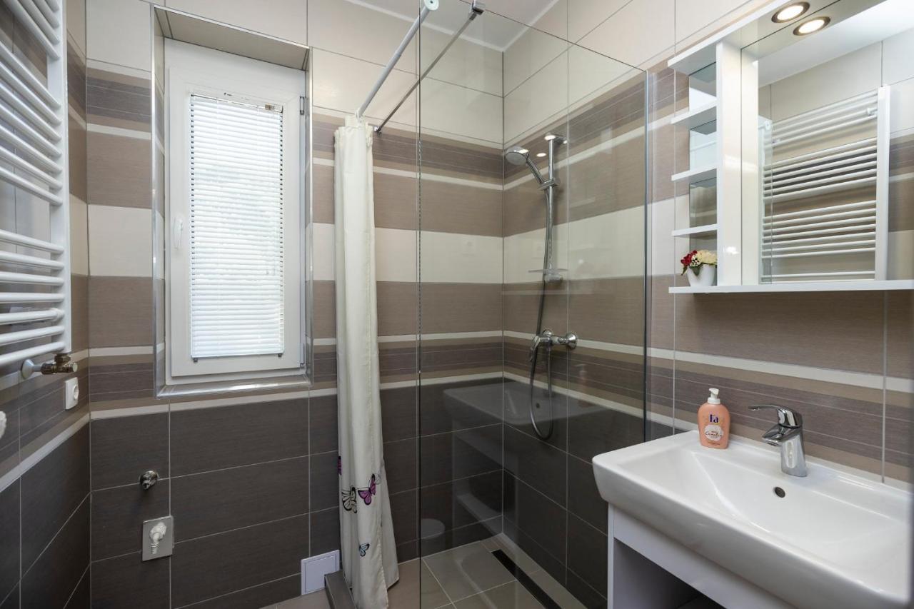 Star Apartman Eger Exterior foto