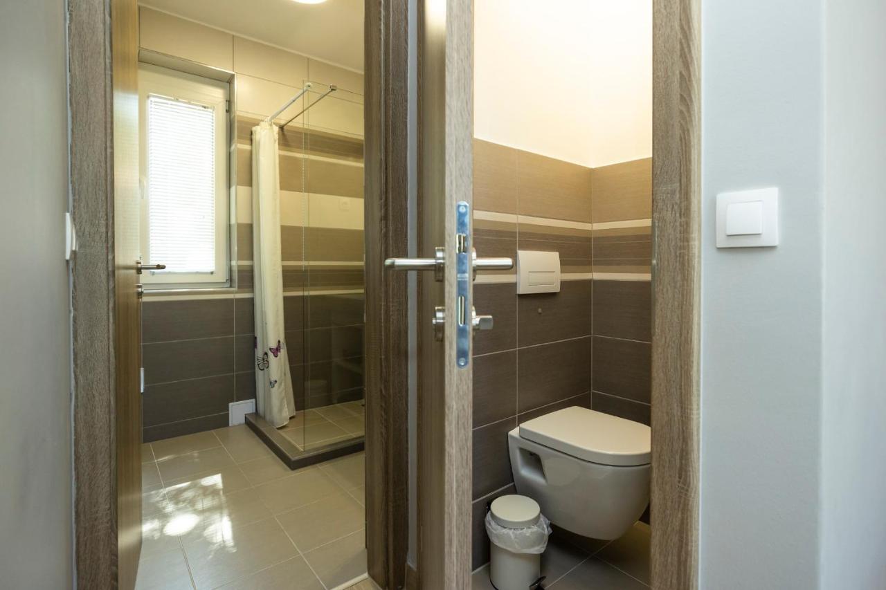 Star Apartman Eger Exterior foto