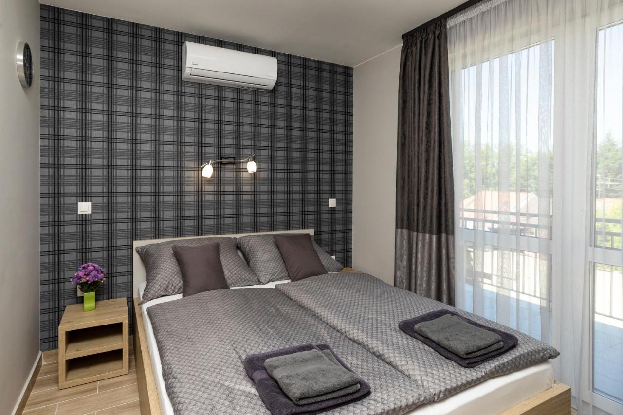 Star Apartman Eger Exterior foto