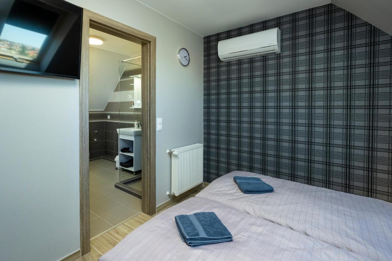 Star Apartman Eger Exterior foto